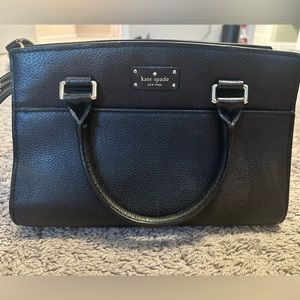 Kate Spade purse- medium crossbody purse